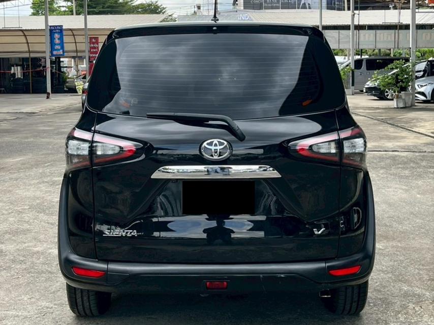 รถเข้าใหม่! TOYOTA SIENTA 1.5 V Wagon ปี 2017 6