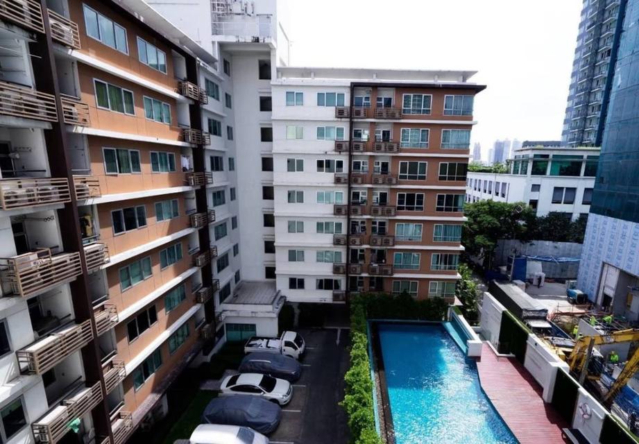 Sale / Rent  Condo One Thonglor  Sukhumvit 40  1 bedroom 1​ bathroom​  6th floor 50 sqms  Fully furnished  Sale : 4,900,000 Baht ,Rent​ 25,000 /month 9