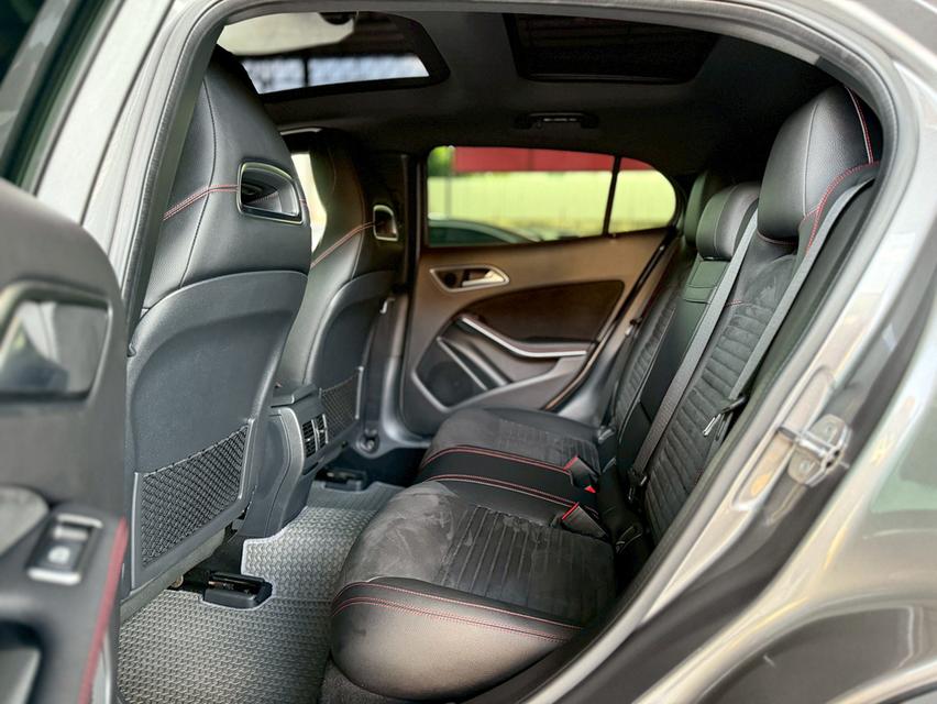 BENZ GLA-CLASS 250 AMG DYNAMIC 2019 11