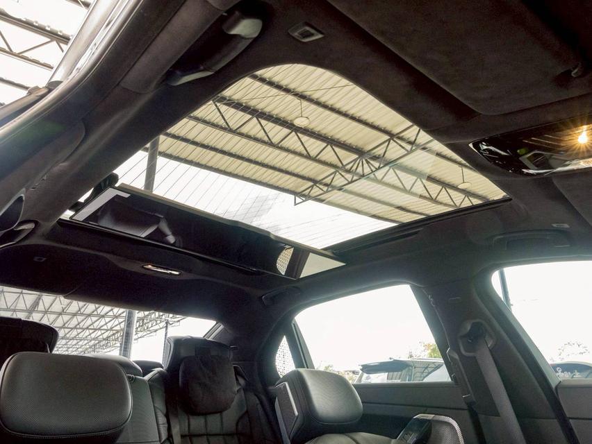 BMW 750e xDrive MSport (G70) ปีจด 2024 12