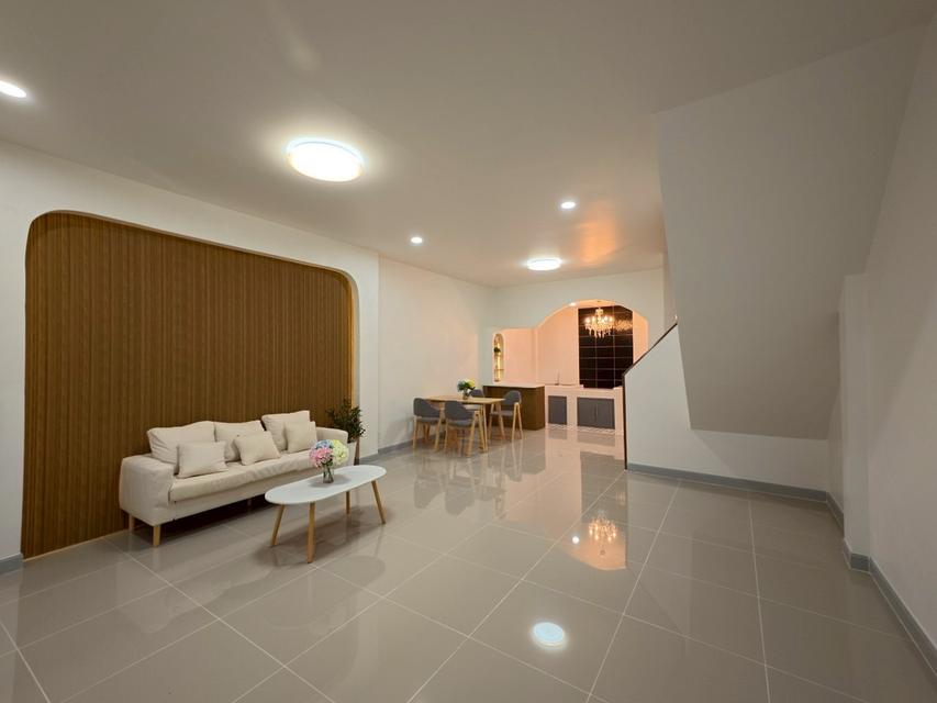 หมู่บ้านสราญธร ลำลูกกาคลอง 4 ถนนลำลูกกา ต.ลาดสวาย อ.ลำลูกกา จ.ปทุมธานี  6