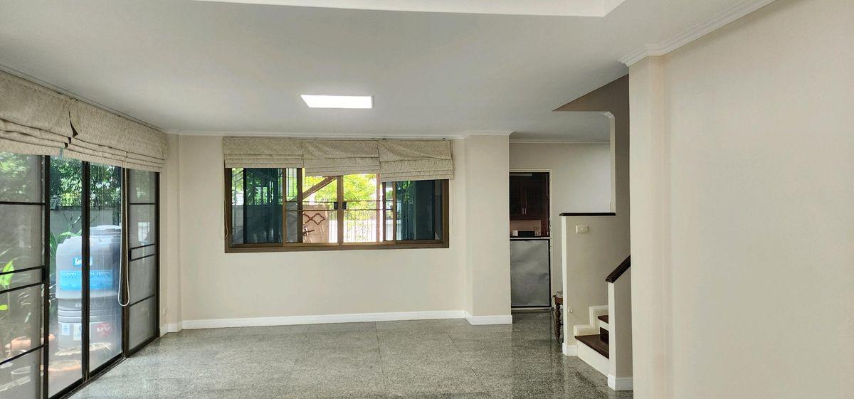 ขายบ้านเดี่ยว 2 ชั้น ม.ศุภาลัยออร์คิดปาร์ค 2 ซ.บางแวก 81 หันหน้าทิศใต้ ใกล้ซีคอนบางแค ถูกสุดในย่านนี้ 2