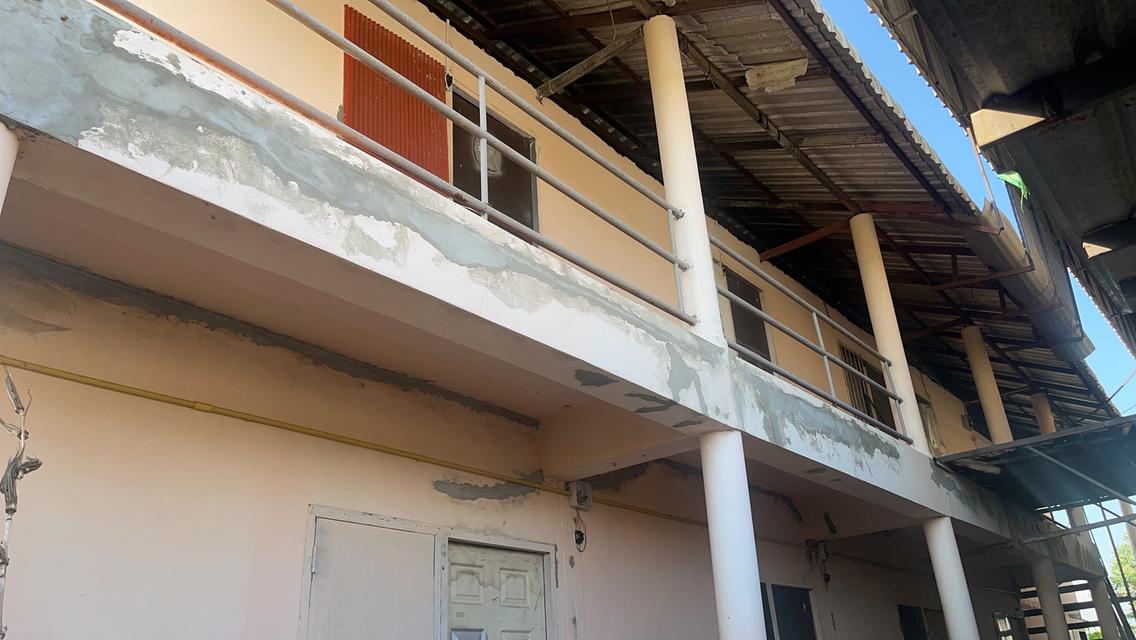 โกดังพร้อมห้องพักและสำนักงาน 9