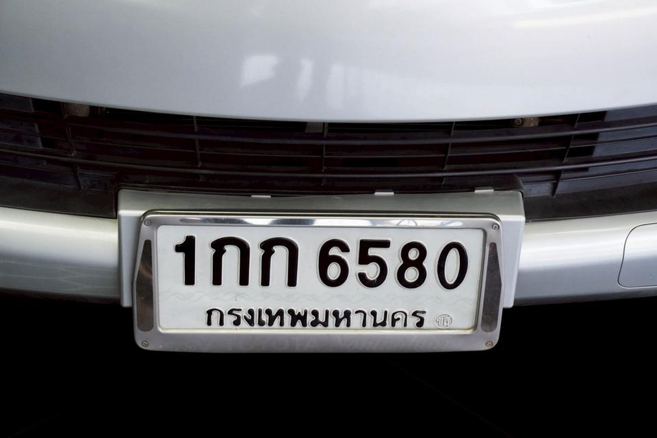 TOYOTA AVANZA 1.5 G AT ปี 2011 จด 2012 สีเทา ไมล์ 46,xxx km. 14