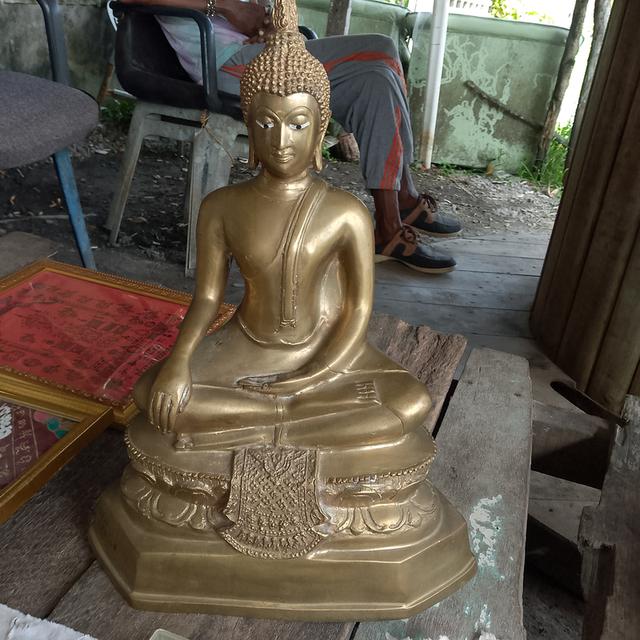 พระบูชาหน้าตัก9นิ้วทองเหลือง