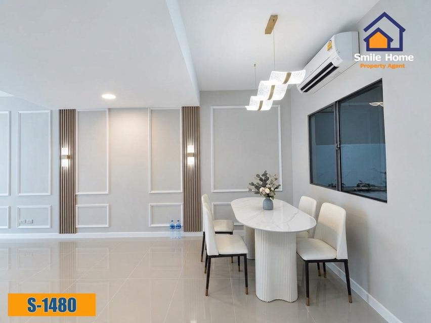 ขายทาวน์เฮาส์ หมู่บ้านพฤกษา 87/2 หลังวัดหนามแดง หลังริมใกล้เมกาบางนา 7