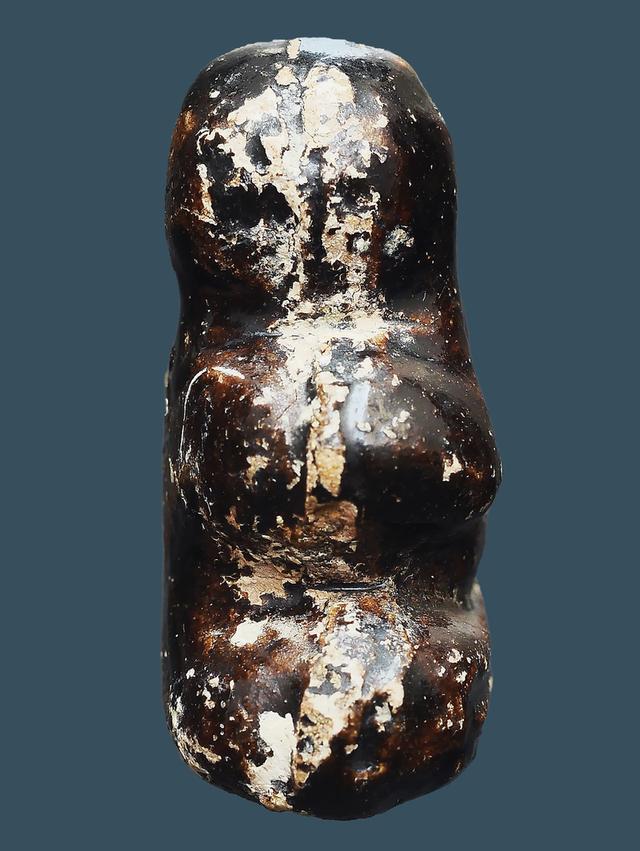 พระปิดตาหลวงพ่อทองสุข วัดสะพานสูง พิมพ์ชลูด....เก่า เนื้อจัดๆ # 2 4