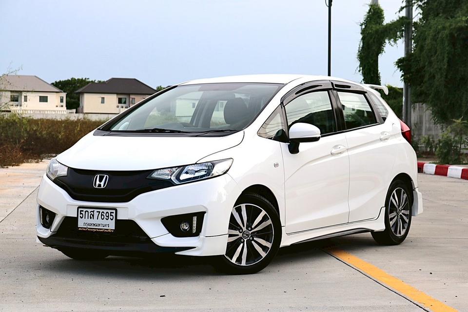 Honda Jazz 1.5S AT สีขาว ปี 2016