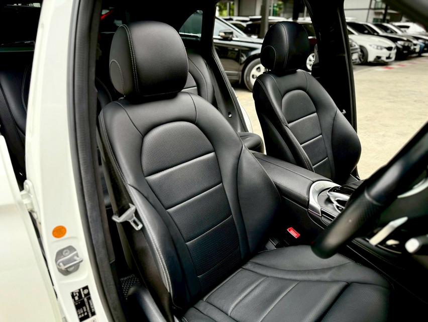 Mercedes Benz GLC 250d AMG Dynamic ปี 2018 ไมล์ 90,000 กม. 14
