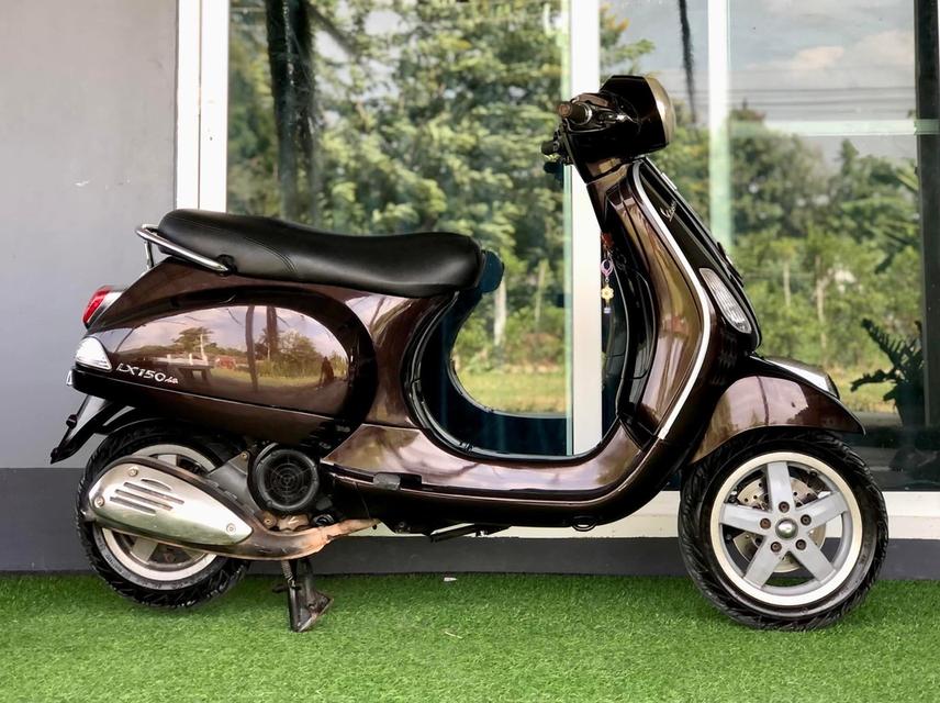 Vespa LX 150 cc ปี 2011 เครื่องดีพร้อมใช้งาน