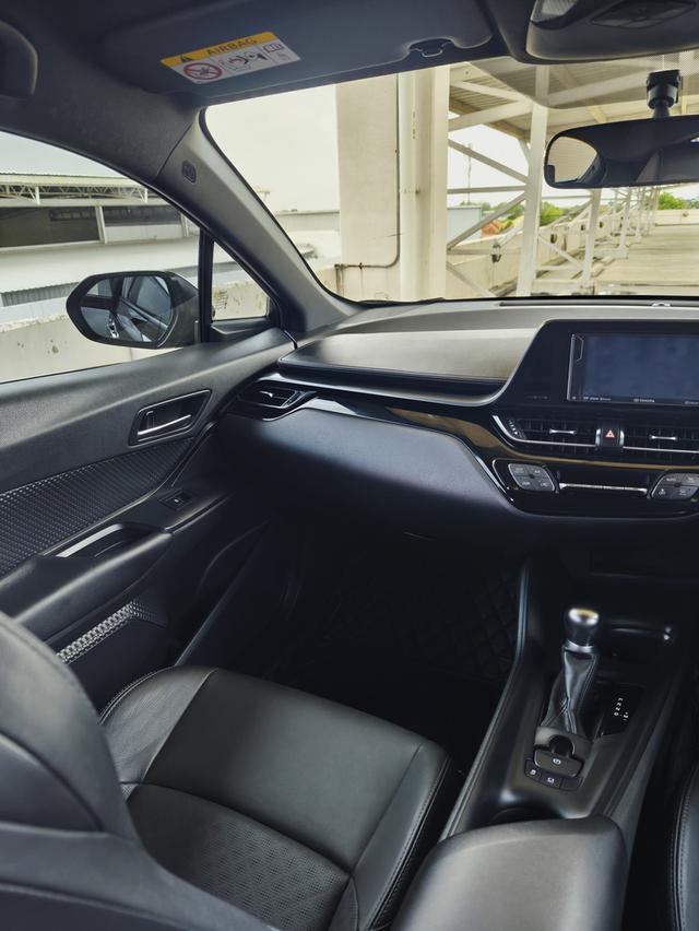 Toyota : C-HR 1.8 Entry l สนใจทักแชท Line ID: @102tdsim (มี @) รูปที่ 18