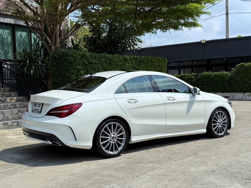 2019 BENZ CLA250 FACELIFT รถมือเดียวออกป้ายแดง รถวิ่งน้อย เข้าศูนย์ทุกระยะ ไม่เคยมีอุบัติเหตุครับ 3