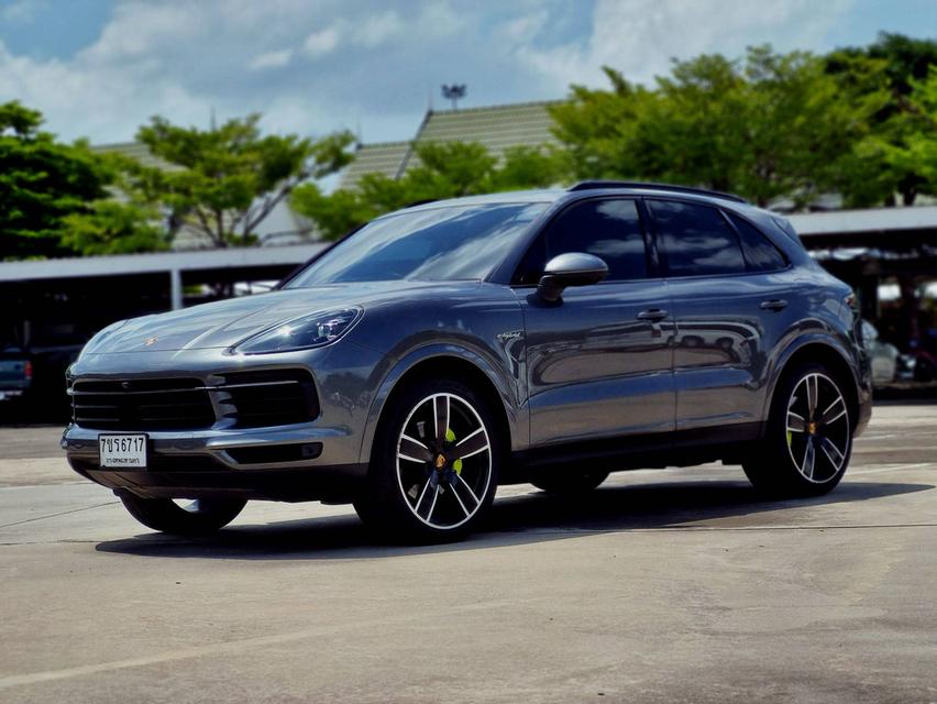 Porsche Cayenne E-Hybrid ปี 2019 ไมล์ 106,xxx km