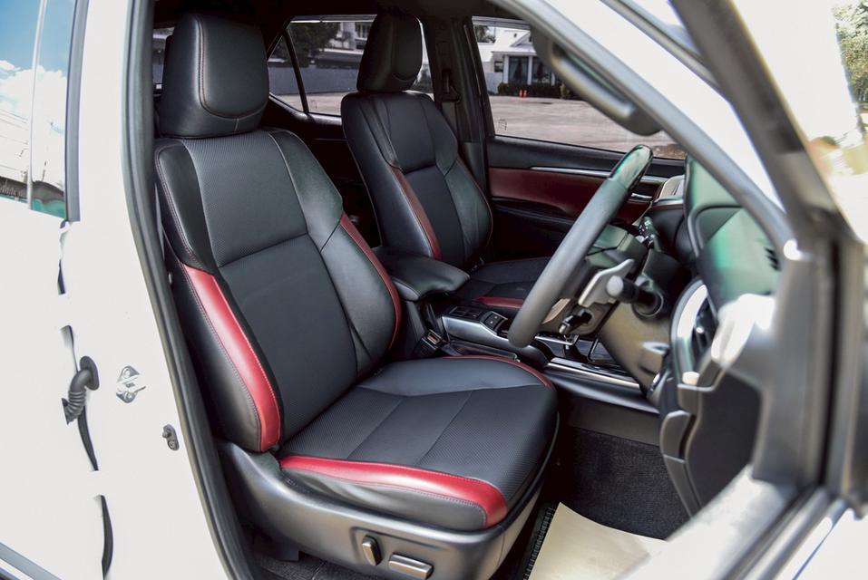 รหัสรถ CBL612 TOYOTA FORTUNER 2.4 Legender 2WD AT 2023 12