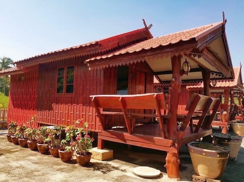 รีสอร์ทเรือนไทยสีคิ้ว 4