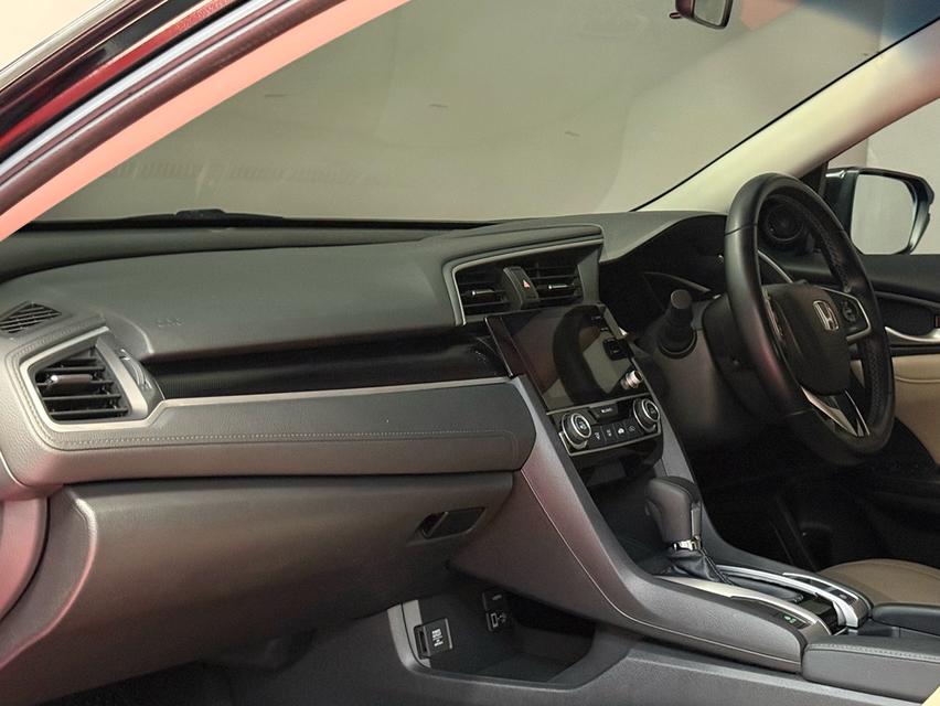 2021 HONDA CIVIC FC 1.8 EL MINORCHAN รถมือเดียวออกป้ายแดง รถวิ่งน้อย เข้าศูนย์ทุกระยะ รถไม่เคยมีอุบัติเหตุครับ รูปที่ 11