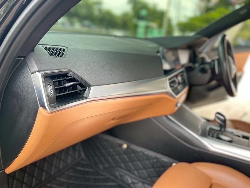 รหัสรถ AP2114 🚩 BMW 320d M SPORT G20 สีดำ ปี 2021 รถบ้าน 8