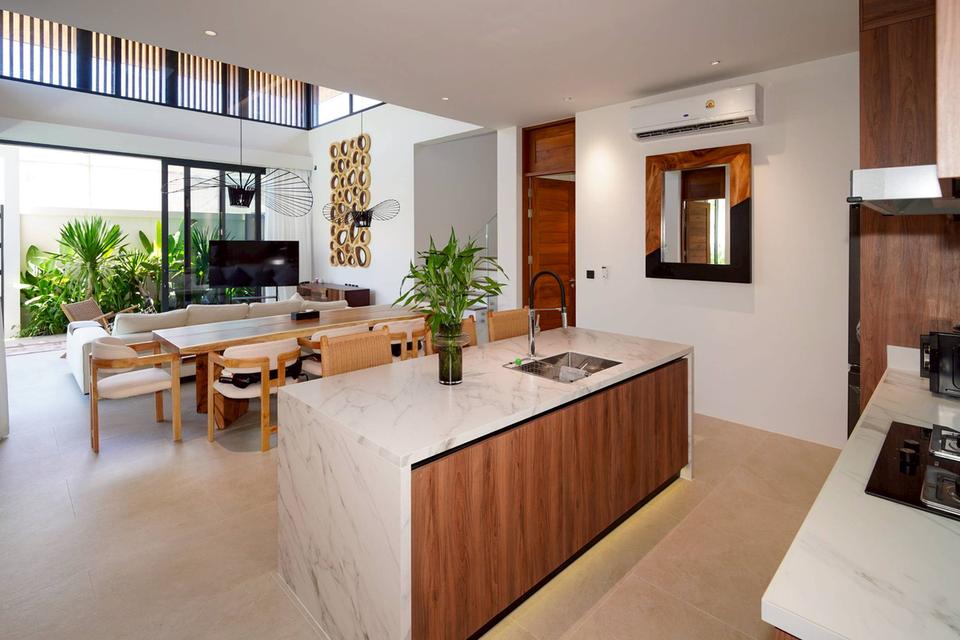 Luxury Pool Villa in Chalong, Phuket – For Sale or Rent  10
