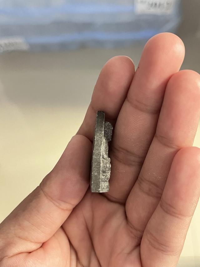 หลวงปู่ทวด รุ่นโภคทรัพย์ วัดเกาะล้าน 3