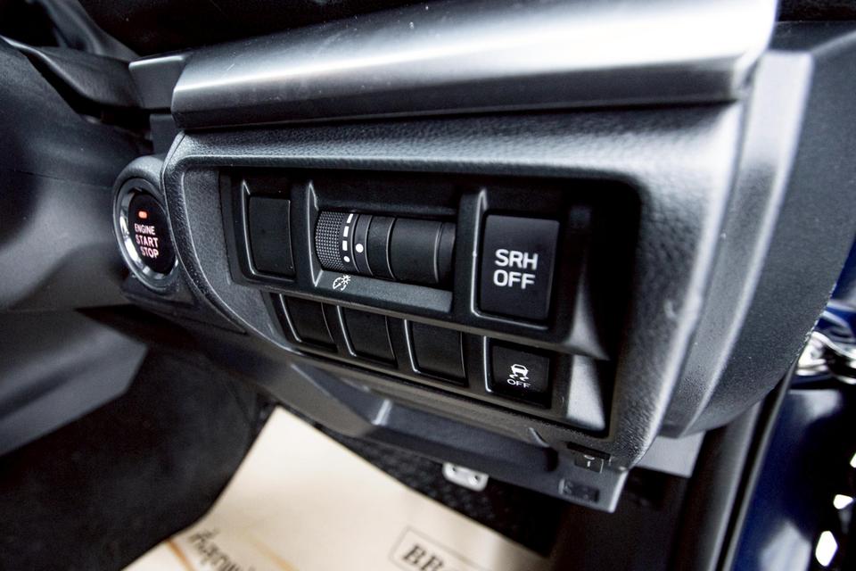 SUBARU XV 2.0 I-P 2019  10