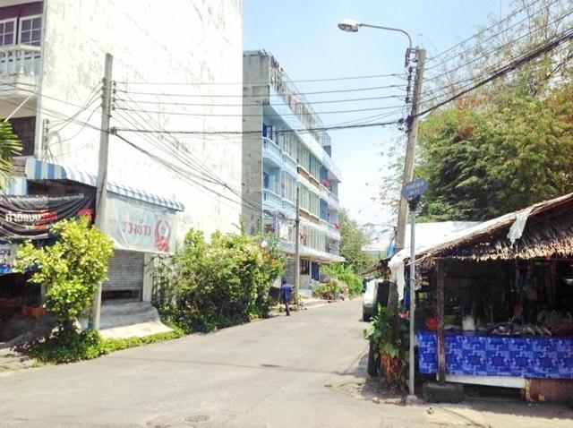 โลตัส พระราม 2 2.1 กม.ให้เช่าอาคารพาณิชย์ 3 ชั้น หลังมุม กว้าง 7เมตร ตรงข้ามแสงจันทร์พระราม2 100ม. ทำเลพระราม 2 รร.บางขุ 8