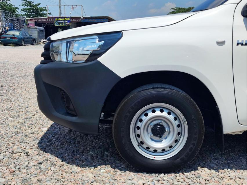 รหัสรถ CAT3215 2020. TOYOTA HILUX REVO 2.4 ตอนเดียว
