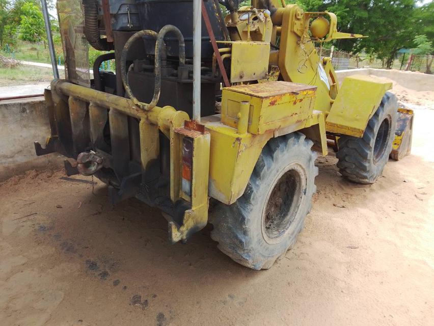 รถตักหน้าล้อยาง (สไตล์ Komatsu) พร้อมใช้งาน รูปที่ 8