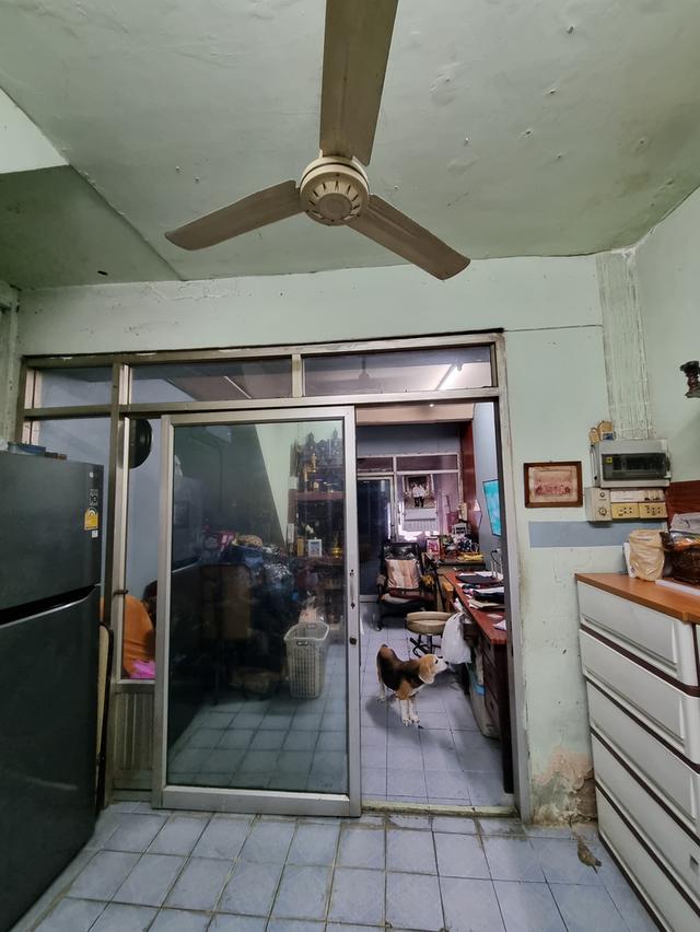 เซ้งอาคารพาณิชย์ติดถนนสวนพลู สาทร เยื้องโรงพัก โรงเรียน และคอนโดมากมาย  3