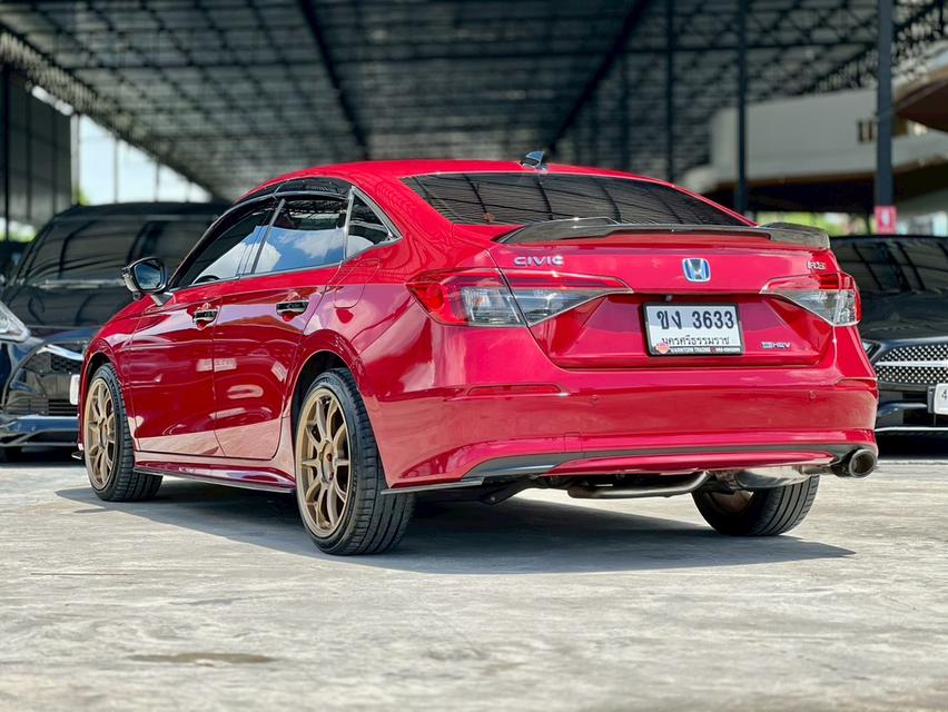 ปี 2022 HONDA CIVIC, 2.0 e:HEV RSโฉม FE ปี21-ปัจจุบัน สีแดง เกียร์ออโต้ เบนซิน/ไฟฟ้ามือเดียวป้ายแด 4