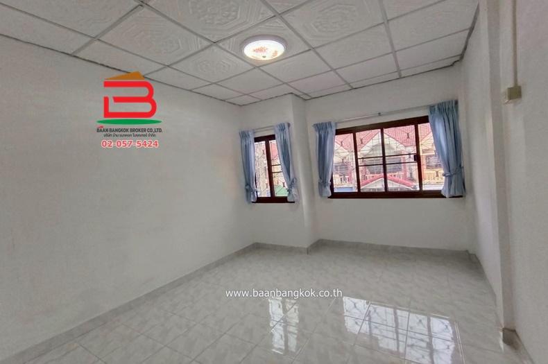 ทาวน์เฮาส์ หมู่บ้าน จิตภาวรรณ (รังสิต-นครนายก คลอง 11) เนื้อที่ 21.8 ตรว. ใกล้วัดสระบัว ถนนรังสิต-นครนายก ตำบลบึงน้ำรักษ์ อำเภอธัญบุรี จังหวัดปทุมธานี 9