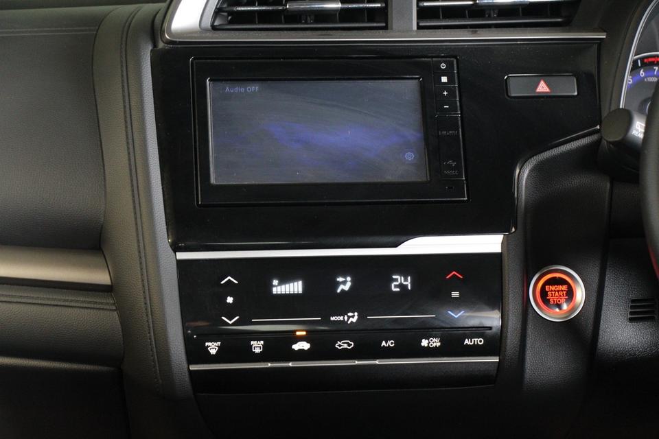 รหัสรถ TKG5425 HONDA JAZZ 1.5 RS ปี 2019 8