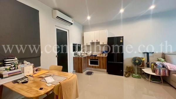 ทาวน์โฮม ฟอร์เร่ ลำลูกกา คลอง 5 หลังมุม หน้าบ้านไม่ชนกับหลังอื่น 5