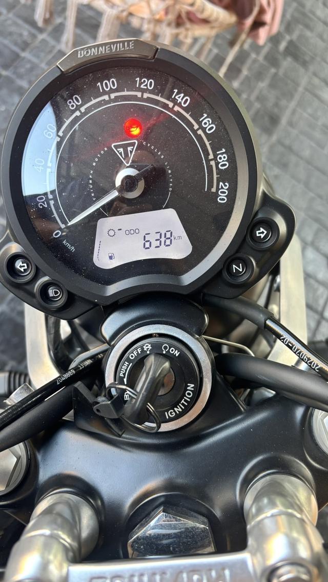 มอเตอร์ไซต์ Triumph Speed Twin 900 ปี 2024 รูปที่ 7