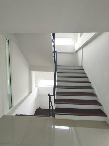ให้เช่าทาวน์โฮม 4 ชั้น 300 ตร.ม. ย่านรามอินทรา ใกล้แฟชั่นไอแลนส์ (จดทะเบียนบริษัทได้) 3