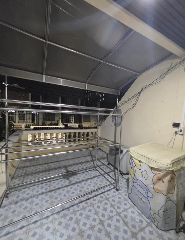 บ้านทาวเฮาส์ หลังมุม 2 ชั้น ใกล้ MRT จรัญ 13 พื้นที่ 35 ตารางวา 6