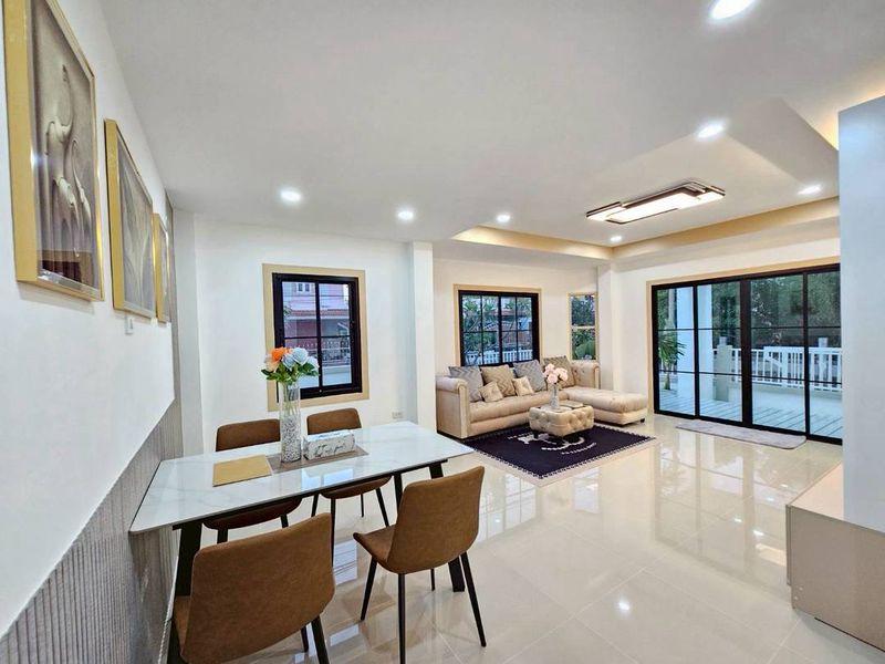 หมู่บ้านศิลปการพาร์ค3 ถนนบ้านกล้วย-ไทรน้อยบ้านเดี่ยว 2 ชั้น ตกแต่งใหม่พร้อมอยู่ หลังมุมถนนเมน สำหรับครอบครัวใหญ่ 13