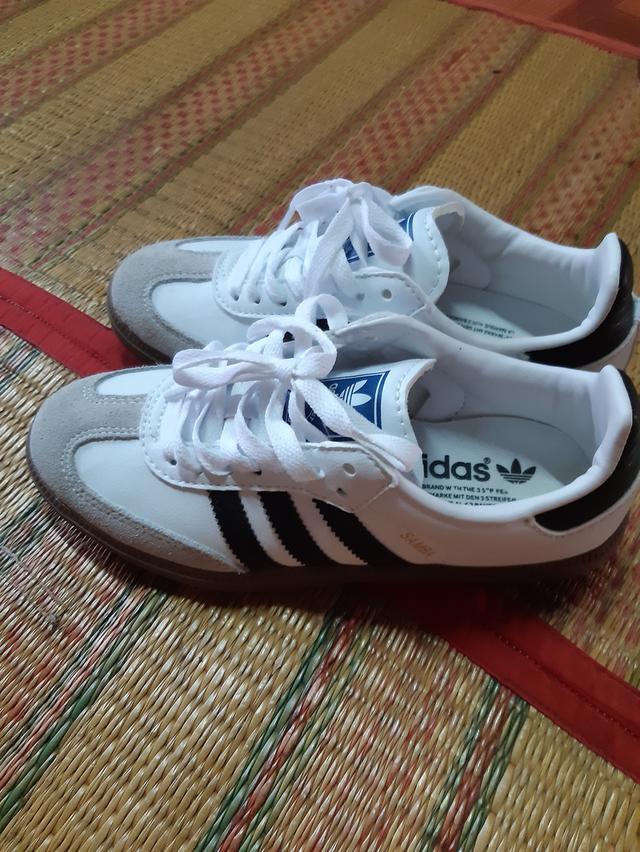 รองเท้าผ้าใบAdidas ผู้หญิง-ผู้ชาย ส่งฟรี รูปที่ 2