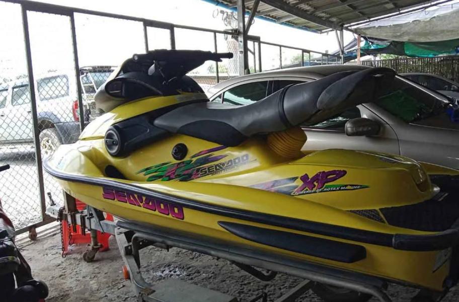 ขายด่วน 2000 Seadoo 798 4