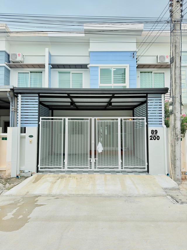 หมู่บ้านโนโววิลล์ ซ.12B (ซอยสุดท้าย) โทรสอบถามราคา 1