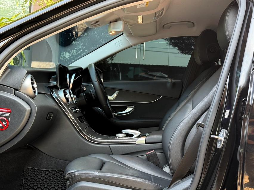 2020 BENZ C220D W205 รถออกศูนย์ BENZ THAILAND รถวิ่งน้อย เข้าศูนย์ทุกระยะ ไม่เคยมีอุบัติเหตุครับ รูปที่ 13