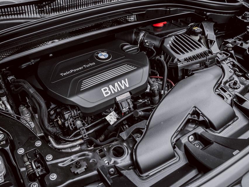 รหัสรถ 67GG3203 #BMW #X1 2.0 SDRIVE 1.8D Msport ( #F48 ) ปี 2017 14