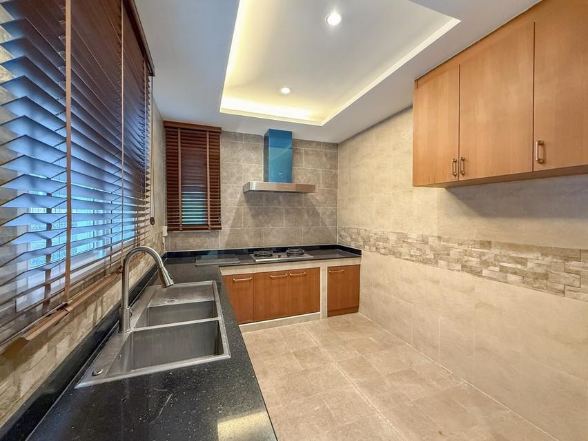 ขายบ้านเดี่ยวมือสองนนทบุรี โครงการ คาซ่าพรีเมี่ยม ราชพฤกษ์-พระราม 5 (Casa Premium Ratchaphruek-Rama 5) หลังมุม 3 ชั้น ใกล้รถไฟฟ้าสายสีม่วงสถานีบางพลู 7