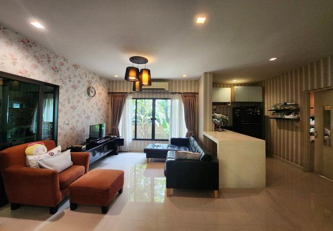 ขายบ้านเดี่ยว หมู่บ้านเศรษฐสิริ ศรีนครินทร์-พระราม 9 เนื้อที่ 79 ตร.ว. 2 ชั้น 4 นอน 4 น้ำ