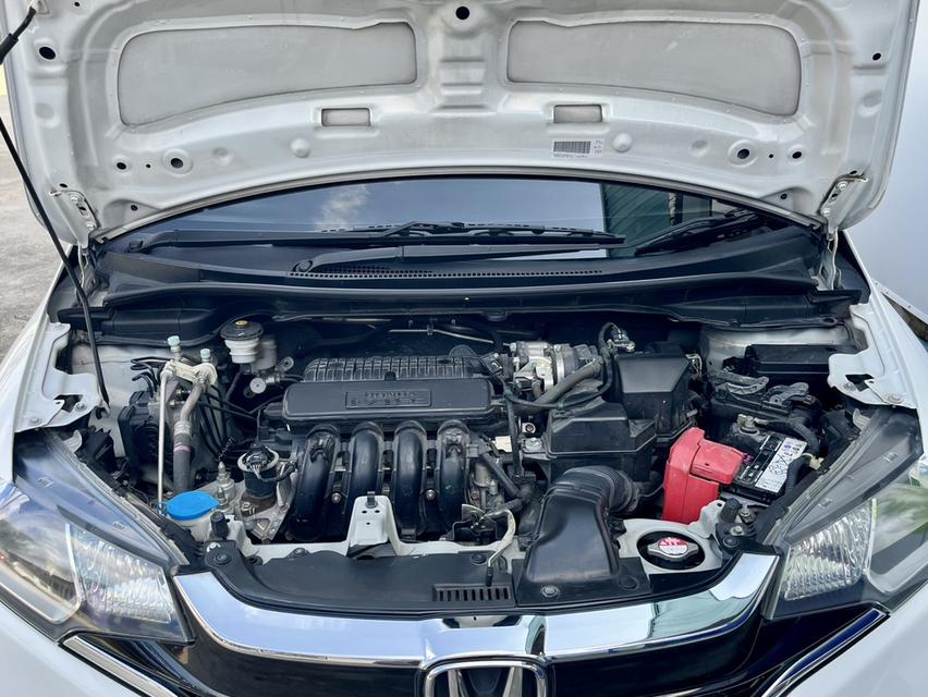 Honda Jazz 1.5V plus  ปี 2019 16