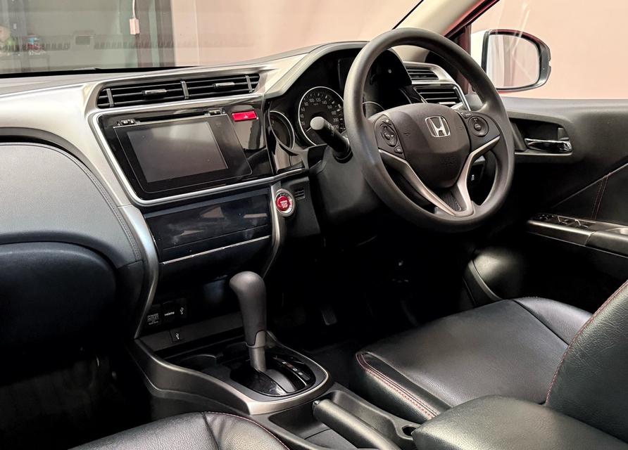 2015 HONDA CITY 1.5 SV รถมือเดียว วิ่งน้อยเพียง 80,000 กม รถเข้าศูนย์ทุกระยะ ไม่เคยมีอุบัติเหตุครับ 12