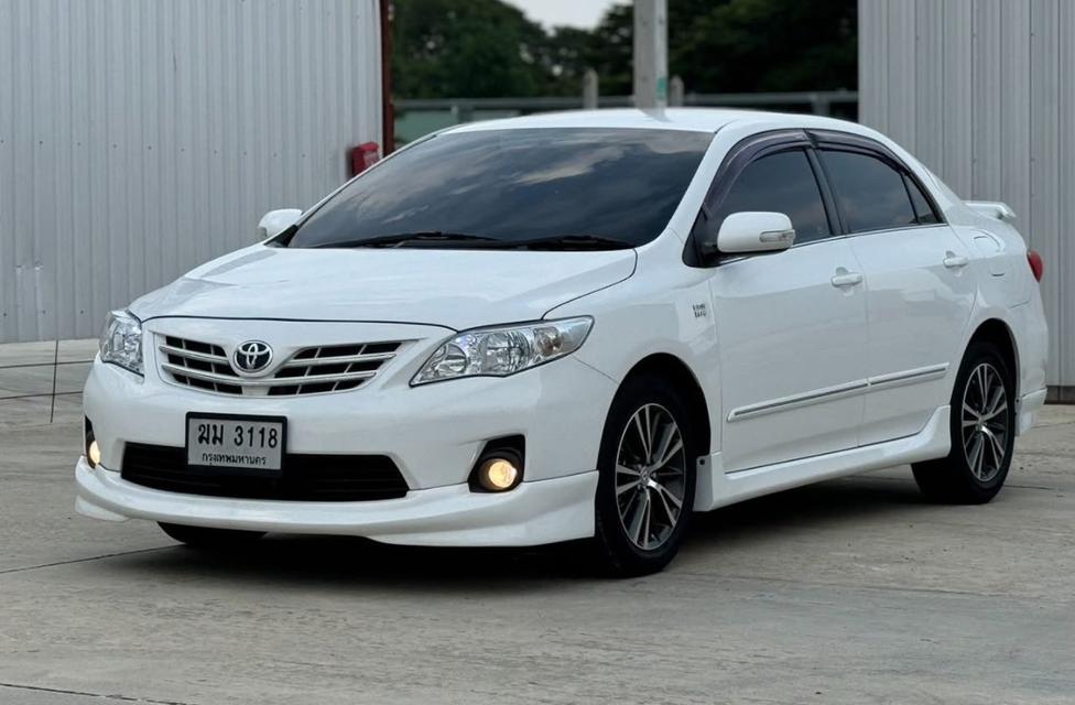 Toyota Corolla Altis 1.8E ปี 2012 3