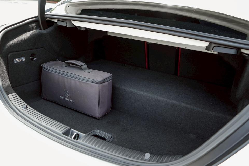 รหัสรถ CBL5353 Mercedes-Benz C300e AMG Dynamic W205 AT 2019 8