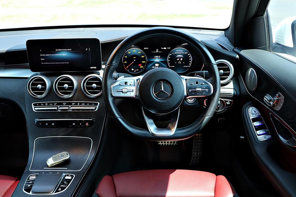 GLC300e 2.0 AMG Dynamic 4Matic 4WD 20