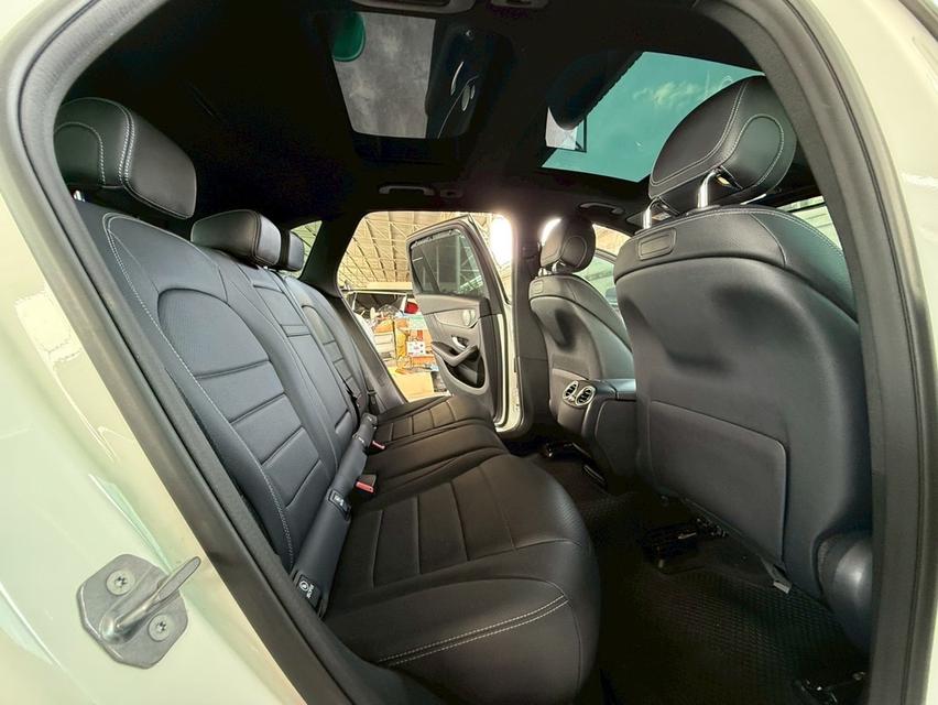 รหัสรถ AP9667 Benz Glc 250d ดีเซล4 Matic Top สุด ปี19  10