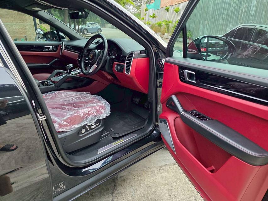 Porsche Cayenne coupe 13